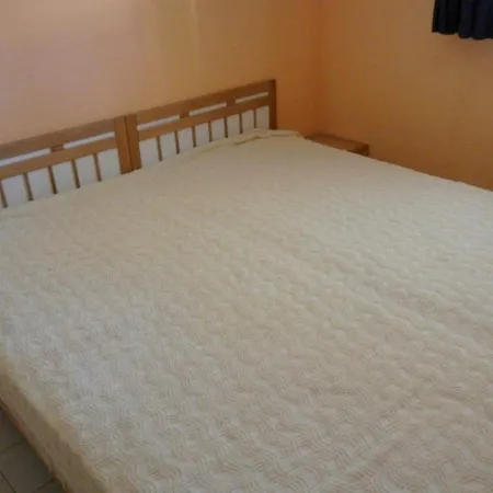 Lejlighed Apartment With One Bedroom In Cogolin With Shared Pool Enclosed Garden And Wifi